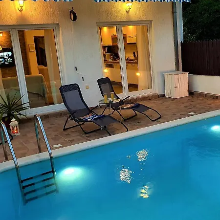 Bella Ciao Holiday House With Pool * Kaštela