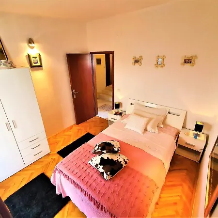 Bella Ciao Holiday House With Pool * Kaštela